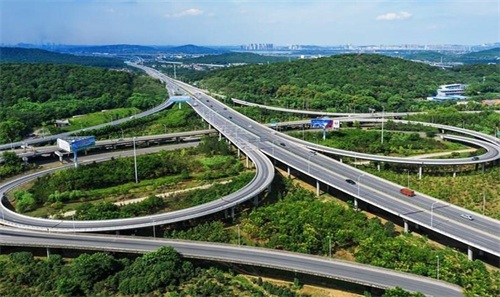 丽江钢筋套筒应用于高速公路